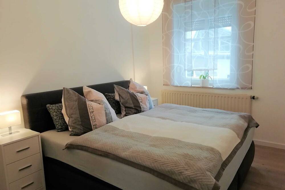 Ganze Wohnung, Ferienwohnung Ahrens in Hoyerswerda, Lausitzer Seenland