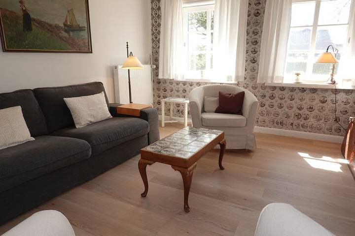Ferienwohnung für 5 Personen, mit Terrasse und Garten in Oldsum - 3