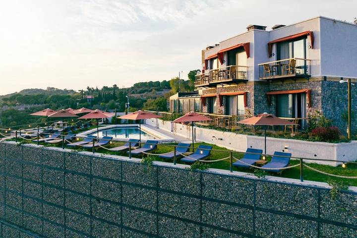 Hotel voor 2 personen, with tuin and zwembad as well as uitzicht and sauna - 1