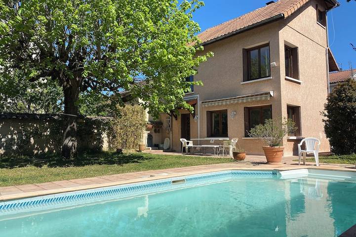 Ferienhaus für 11 Personen, mit Pool