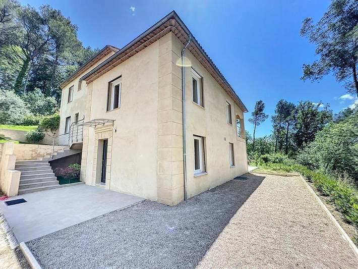 Chalet para 6 personas, con terraza además de jardín y vistas - 1