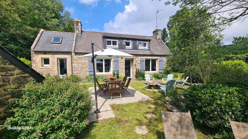 Location de vacances pour 7 personnes, avec Terrasse et Jardin à Pont-Croix