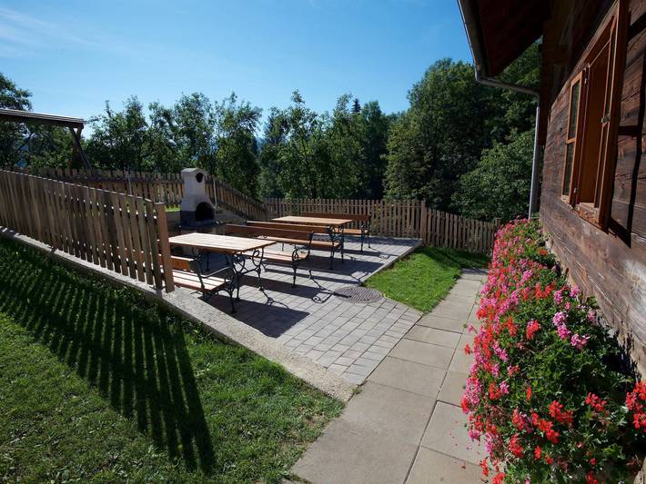 Ferienwohnung für 4 Personen, mit Balkon und Terrasse sowie Garten