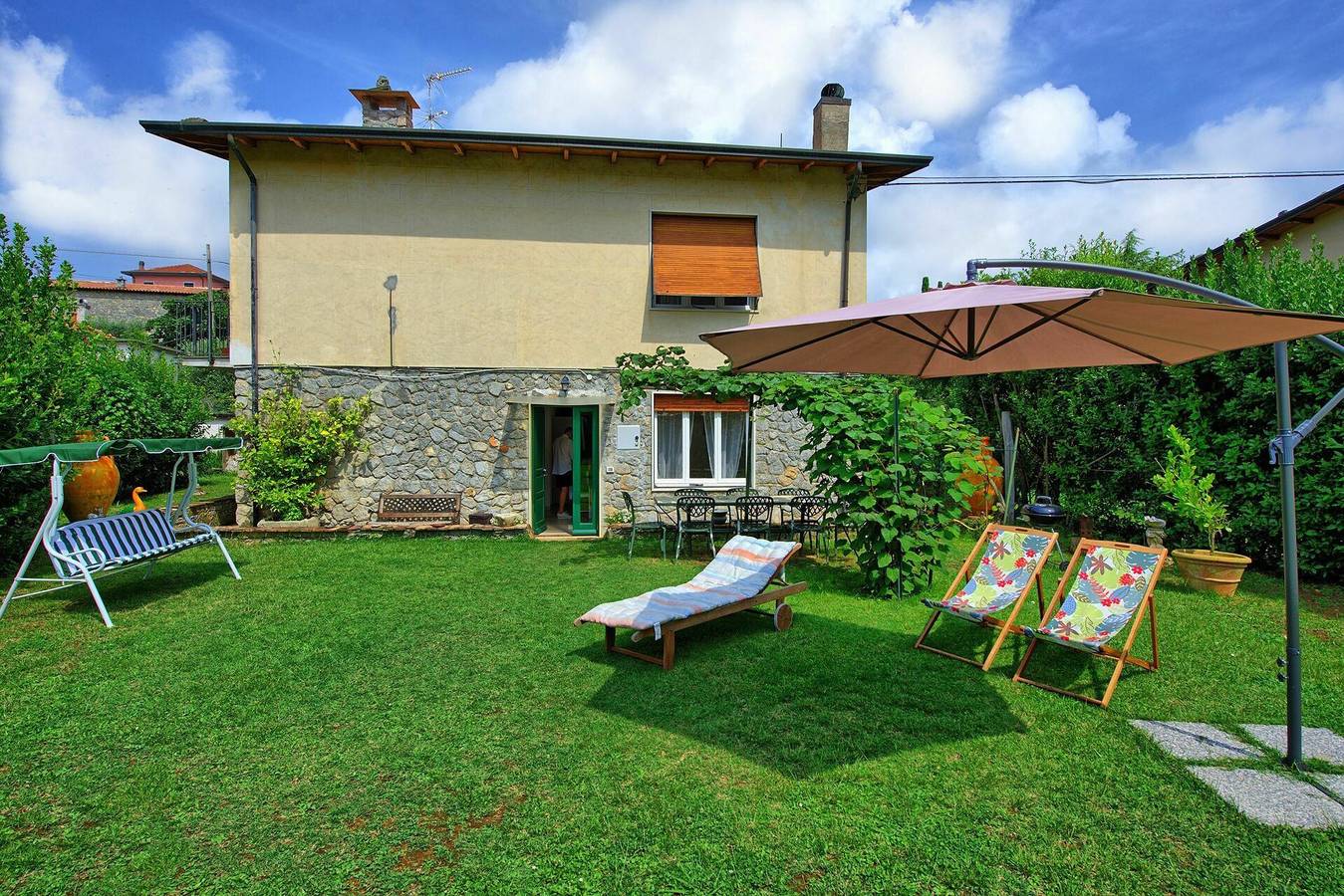 Casa Al Bosco in Montemarcello, Comune di Ameglia