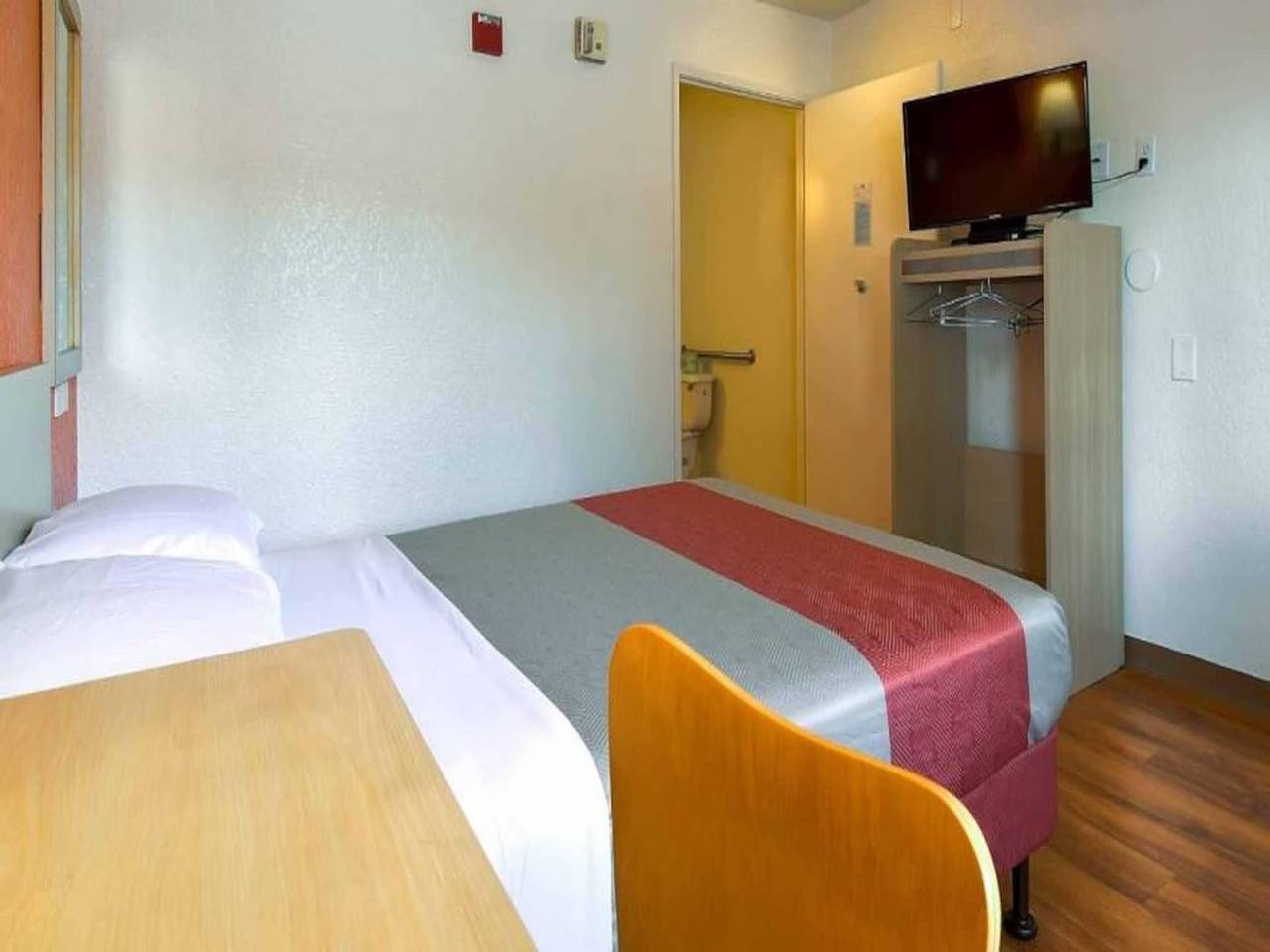 Apartamento entero, 1 cama Queen Nsmk | Westminster in Westminster, Condado de Orange