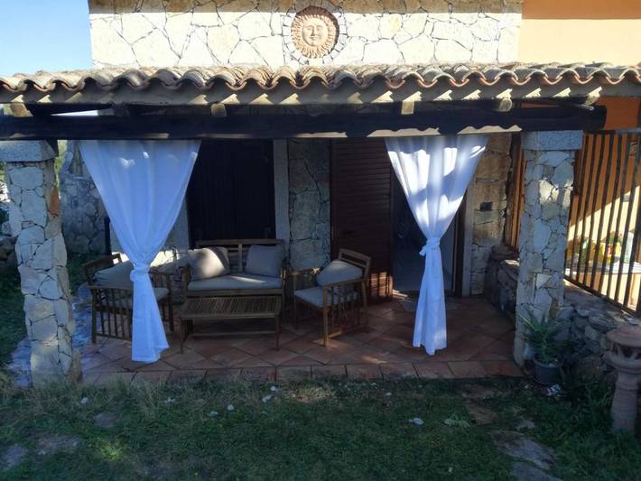 Location de vacances pour 6 personnes, avec jardin ainsi que piscine et vue, adapté aux familles dans Sole Ruiu - 4