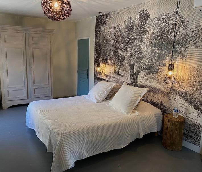 Chambre d’hôte pour 2 personnes, avec vue ainsi que piscine et jardin à Saint-Saturnin-lès-Apt - 2