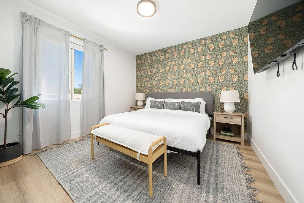 Green House - Brand new remodeled home with new pool and spa for the ultimate relaxation experience in Coachella, Coachella Valley