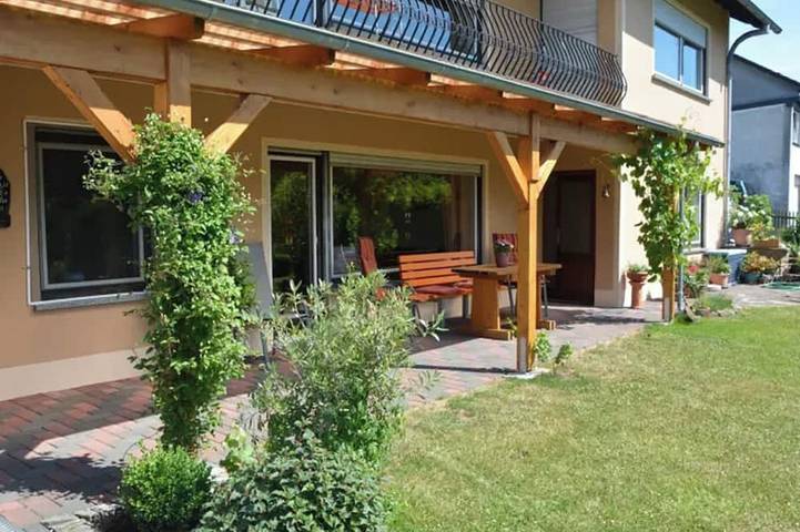 Ferienhaus für 4 Personen, mit Garten in Nimshuscheid