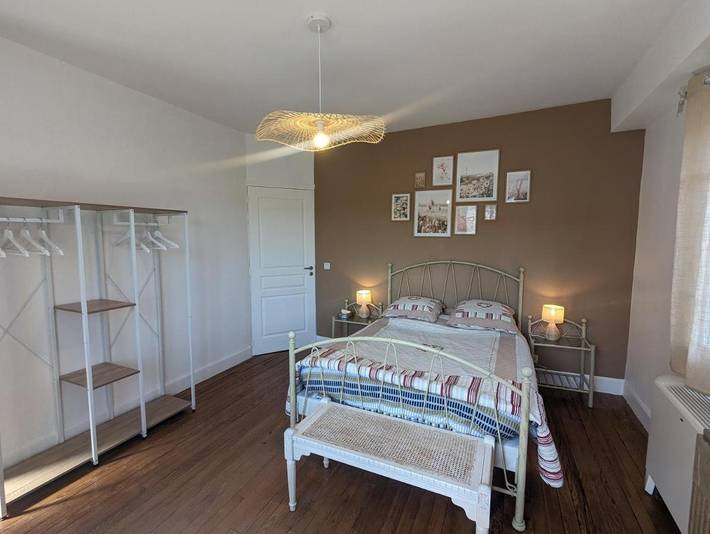 Location de vacances pour 2 personnes, avec vue et terrasse ainsi que piscine et jardin à Gramat - 4