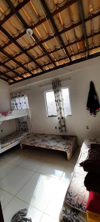 Spacious 3-bedroom house near Itacimirim beach and Praia do Forte in Barra de Pojuca, Camaçari