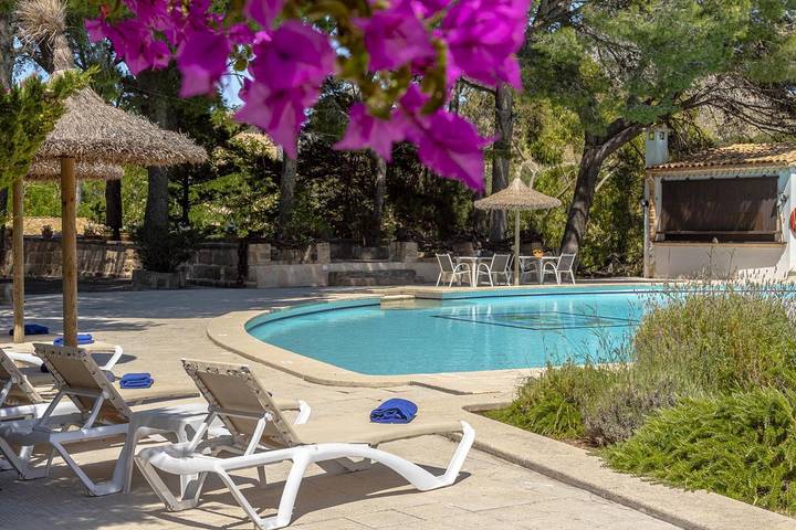Holiday home for 12 people with terrace in Cala Sant Vicenc, Pollença