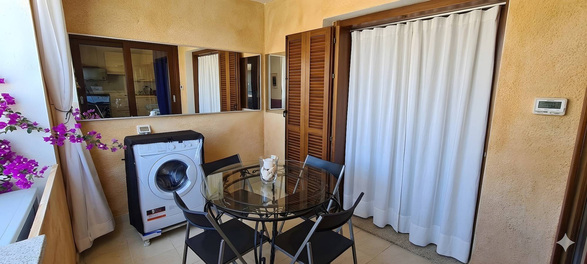 Appartement entier, Appartement 'C 210 Puntavilla' avec piscine commune, Wi-Fi et climatisation in Parco Nazionale dell'Arcipelago di La Maddalena, La Maddalena