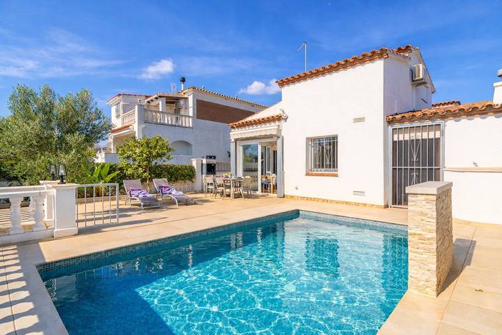 Villa für 6 Personen in Empuriabrava