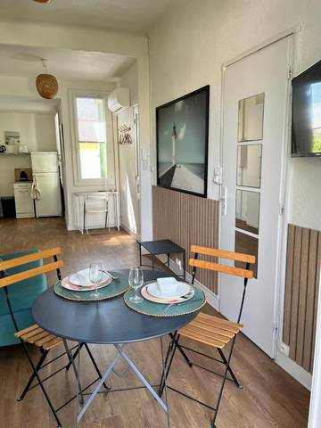 Gîte pour 2 personnes, avec terrasse et vue dans Le Mourillon