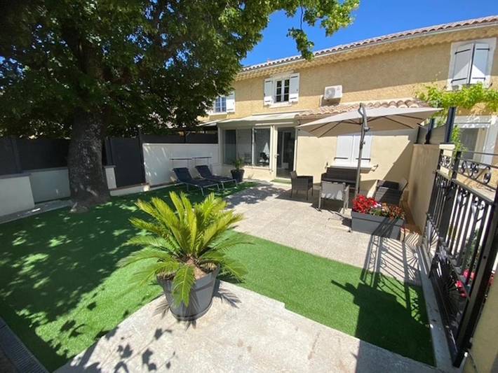 Gîte pour 6 personnes, avec vue et jardin à Richerenches - 2