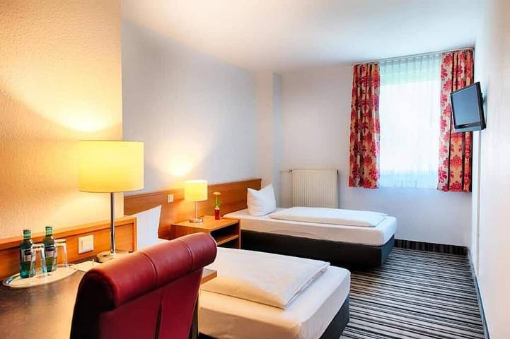 Hotel für 2 Personen - 1