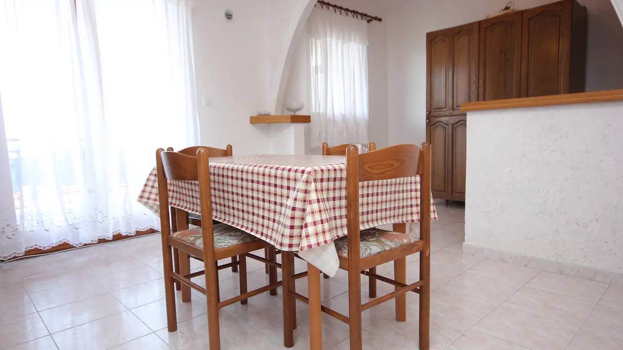 Hel semesterlägenhet, Ferienwohnung für 6 Personen (57 m²) in Vis in Vis Town, Split-Dalmatia guovlu