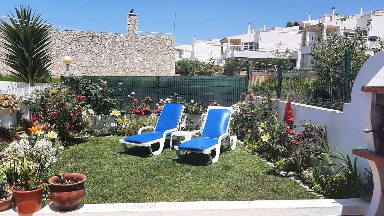 Villa with Sea View in Praia dos Pescadores (Ericeira), Ericeira