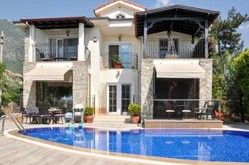 Location de vacances pour 7 personnes, avec jardin et terrasse à Fethiye (Muğla)