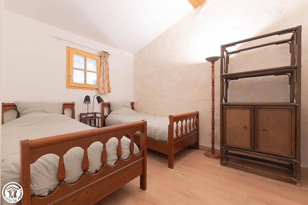 Gîte du Chastel - Saint Floret in Saint-Floret, Région de Besse-et-Saint-Anastaise