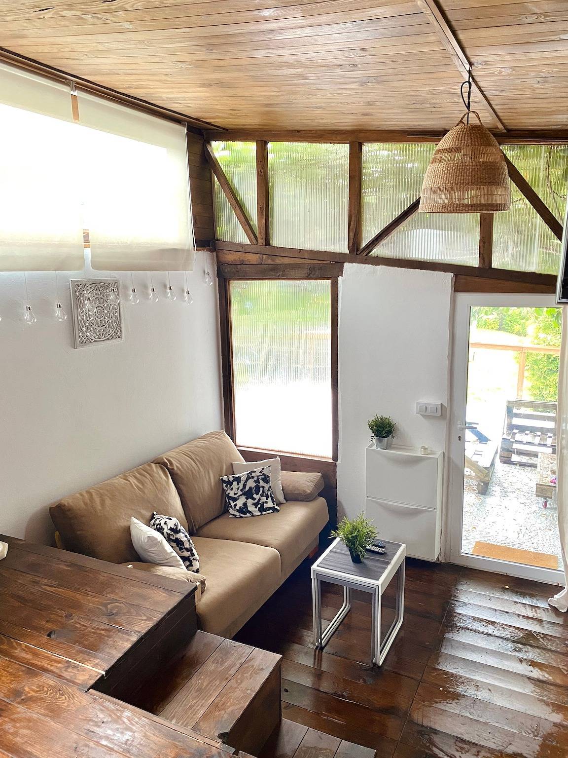 Rustieke cabin met zwembaden, foto 11