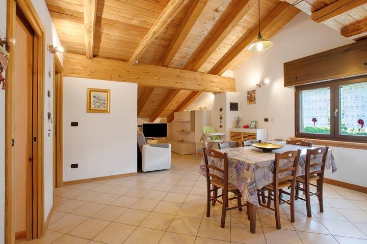 Entire apartment, Apartment "Casa Michod - Nonno Marcel" with Mountain View in Chatillon in Saint-Vincent, Comune di Châtillon