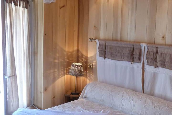 Location de vacances pour 6 personnes, avec terrasse et jardin à Axat - 4