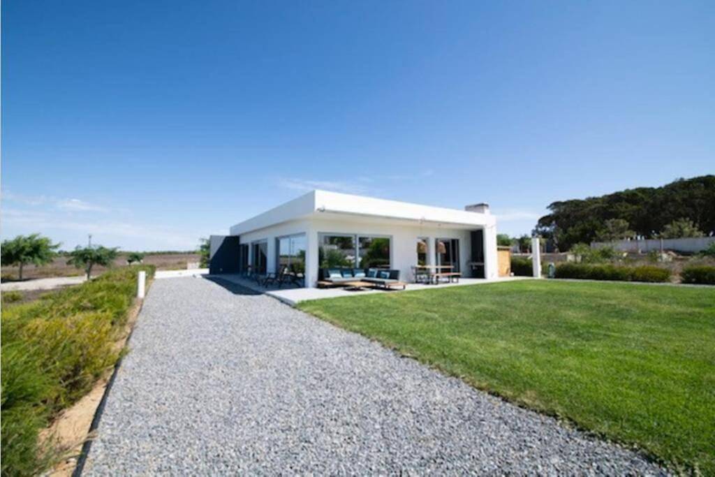 Four-Bedroom House in Porto Covo, Costa Alentejana