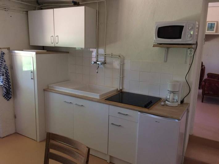 Location de vacances pour 6 personnes, avec jardin ainsi que vue et piscine à Épineuil-le-Fleuriel - 4