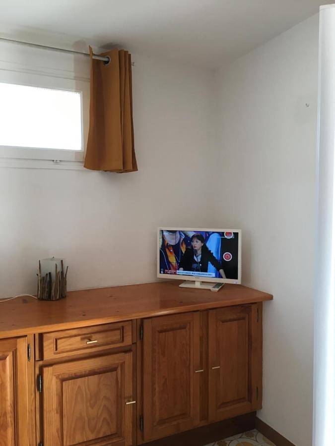 Gîte pour 2 personnes, avec vue et terrasse dans Plage de l'Argentière - 4