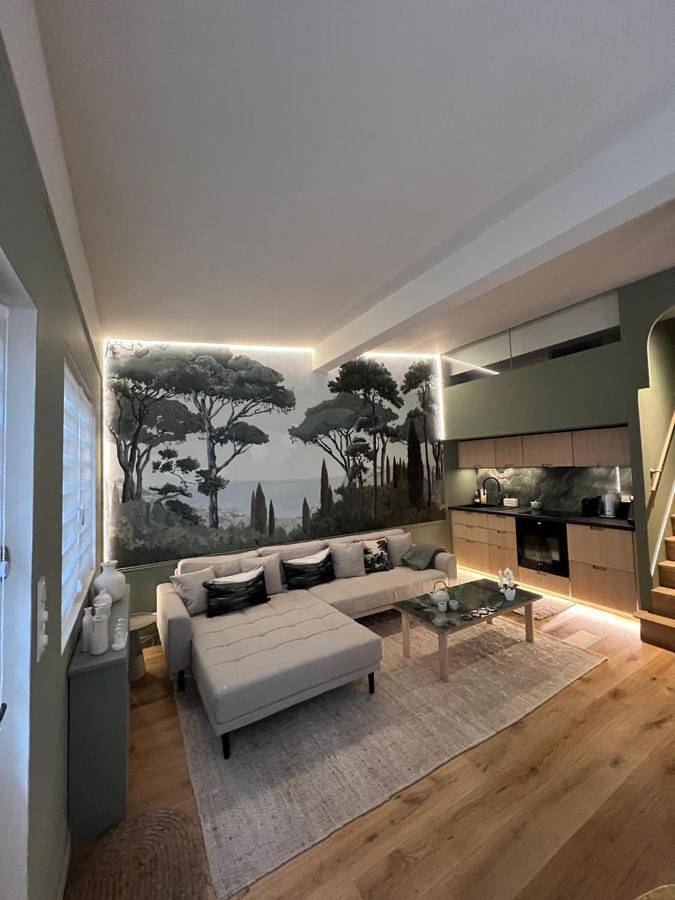 Gîte pour 2 personnes, avec terrasse à La Celle-Saint-Cloud