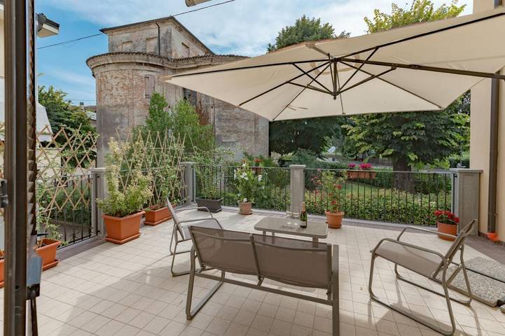 Appartamento per 3 persone, con Balcone e Terrazza nonché Panorama in Provincia di Cremona