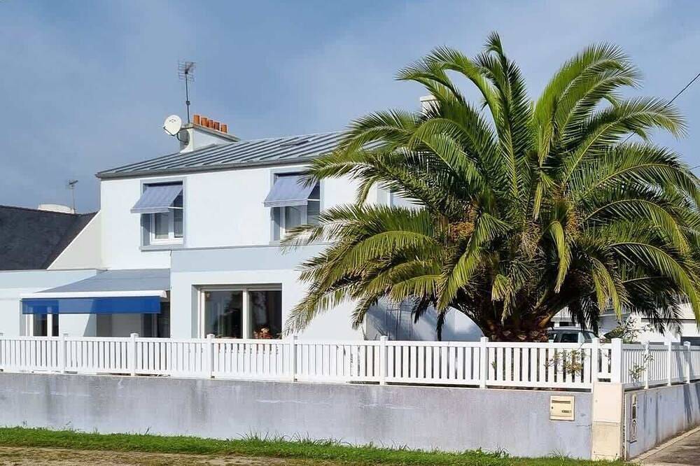 Entire apartment, La Maison Bleue - Comfortable appt in Locmaria-Plouzané, Brest region