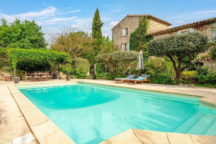 Casa de vacaciones 'Mas Bousquette' con piscina privada, terraza privada y wifi in Lussan, Region de Nimes