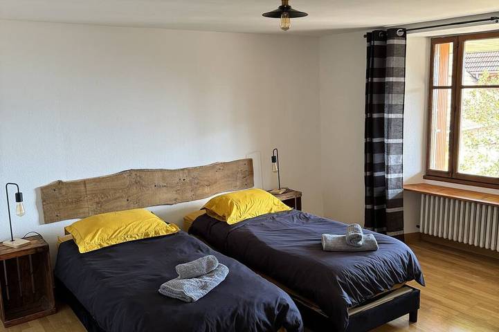 Location de vacances pour 8 personnes à Vaulx - 2