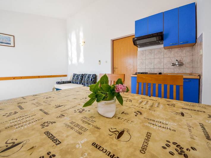 Ferienwohnung für 4 Personen, mit Terrasse und Garten in Zadar - 4