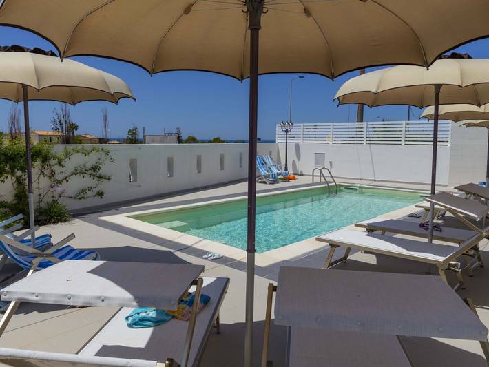 Gîte pour 4 personnes, avec terrasse et jardin, animaux acceptés à Sampieri - 3