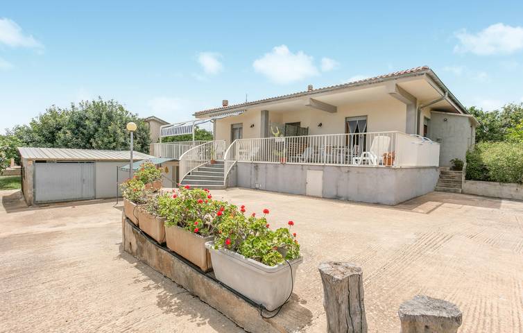 Ferienhaus für 11 Personen, mit Garten und Terrasse in Modica