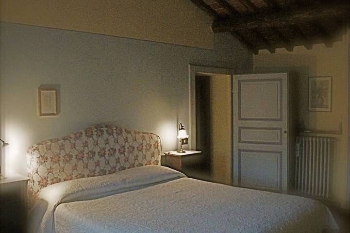 Suite indipendente con terrazza privata in tipico casale tra Lucca e Firenze in Massa e Cozzile, Provincia di Pistoia