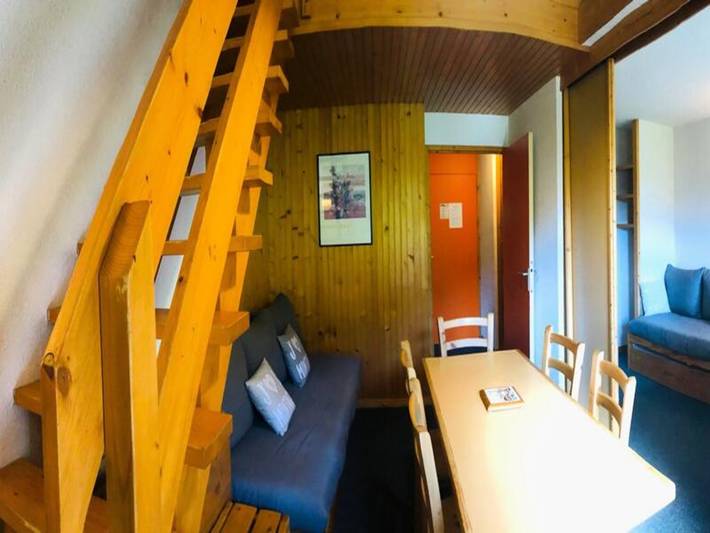 Gîte pour 6 personnes, avec balcon dans Station De Montalbert
