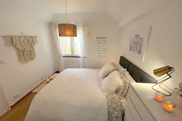 Vacation Rental for 4 Guests in Cascais, Costa Azul, Picture 2
