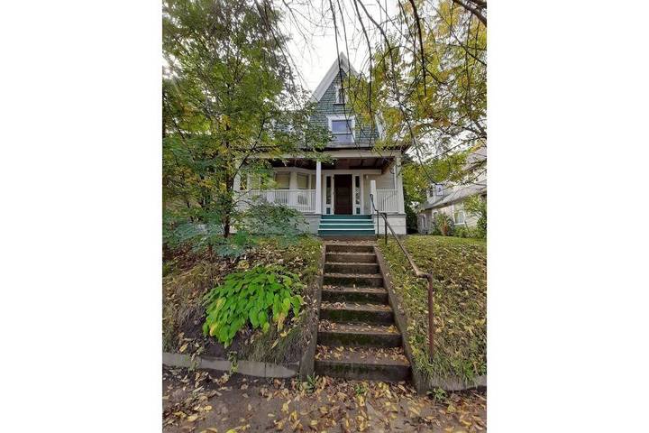 Vacation rental for 6 people, with hot tub in Grand Rapids