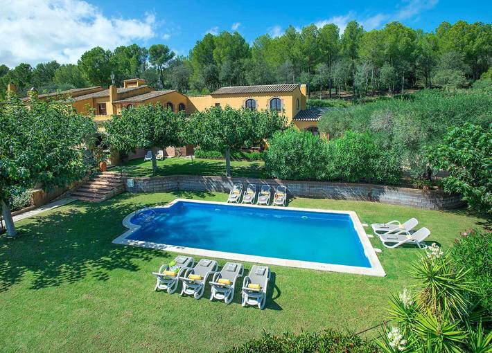 Casa rural para 16 personas, con jardín en Regencós