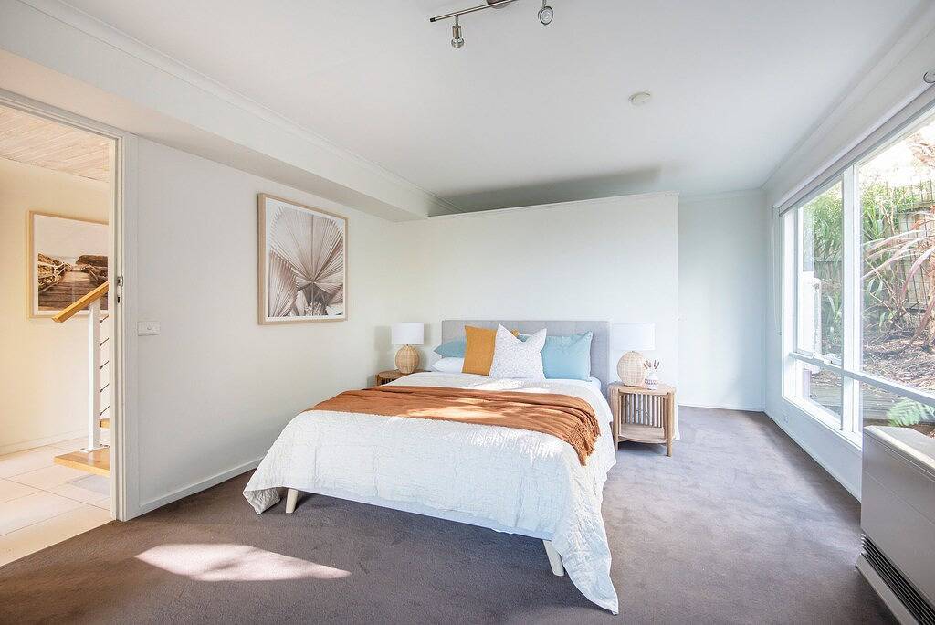 The Navigator with heated pool and spa in McCrae, Mornington Peninsula