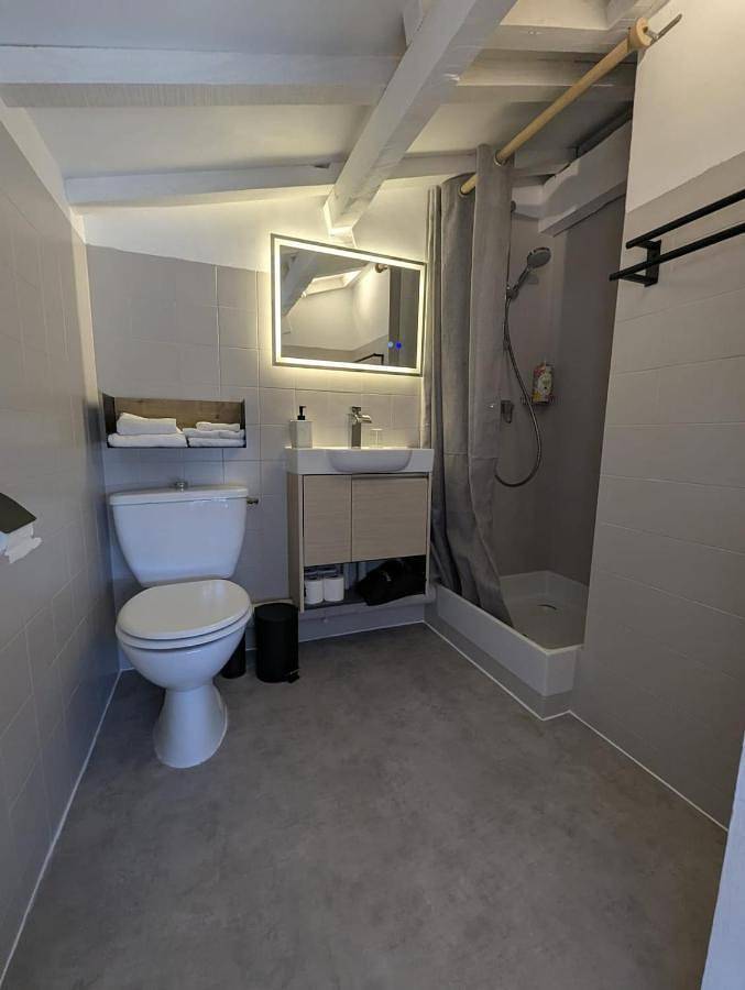 Maison d’hôte pour 3 personnes, avec vue et jardin, adapté aux familles à Aix-en-Provence - 4