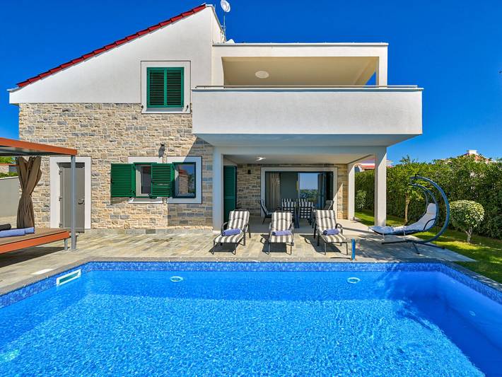 Villa für 6 Personen in Novalja