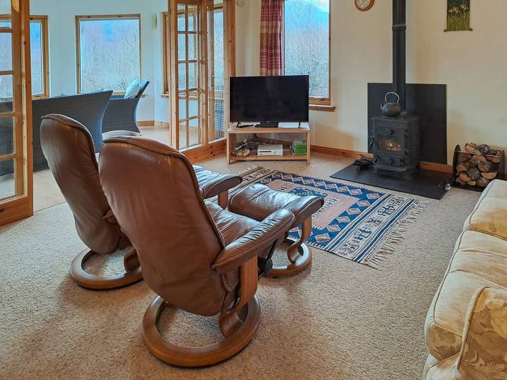 Log cabin for 6 people, with garden, with pets in Ballachulish