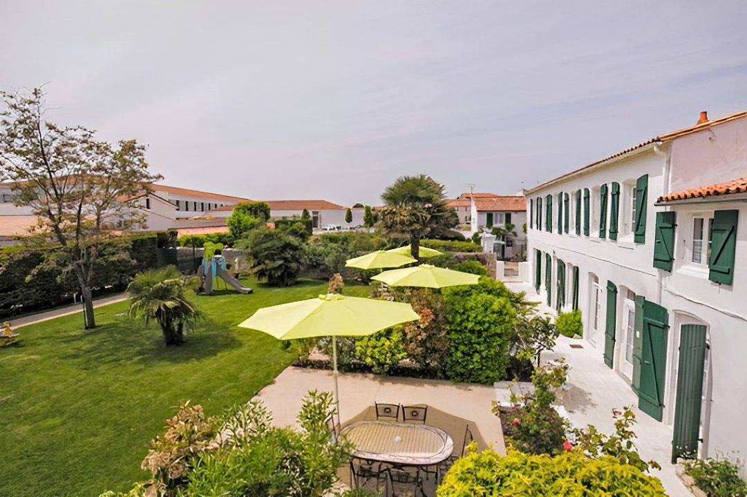 Appartement entier, Le Clos Rhéa - Studio Duplex 2 pers. - Villas 4 à 8 pers. in Saint-Martin-de-Ré, Île de Ré