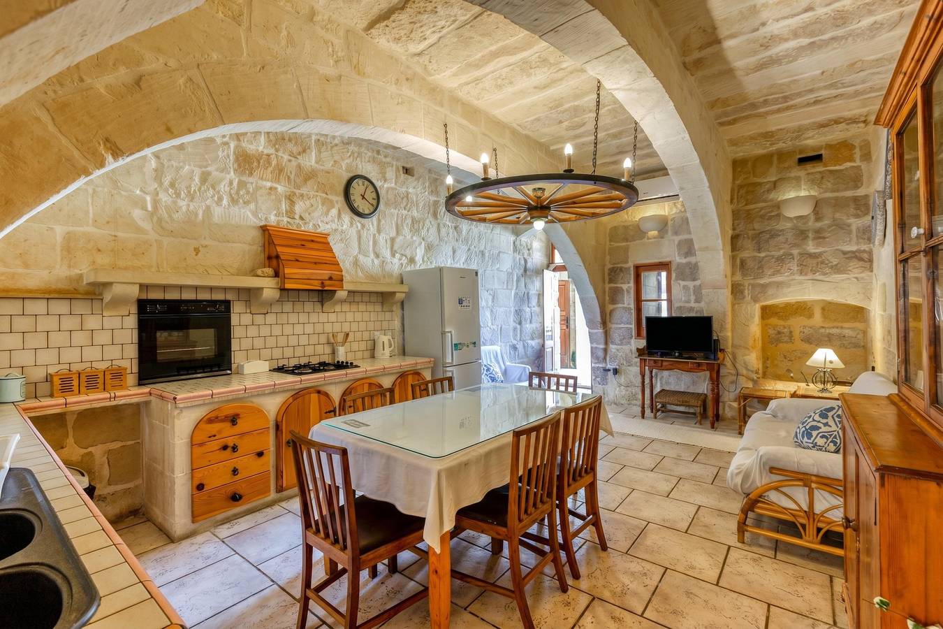 Ta'Leli Pool Farmhouse in Gozo in Gharb, Gozo